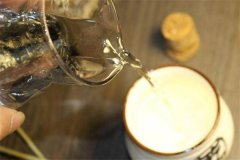 飛機上可以帶白酒嗎
